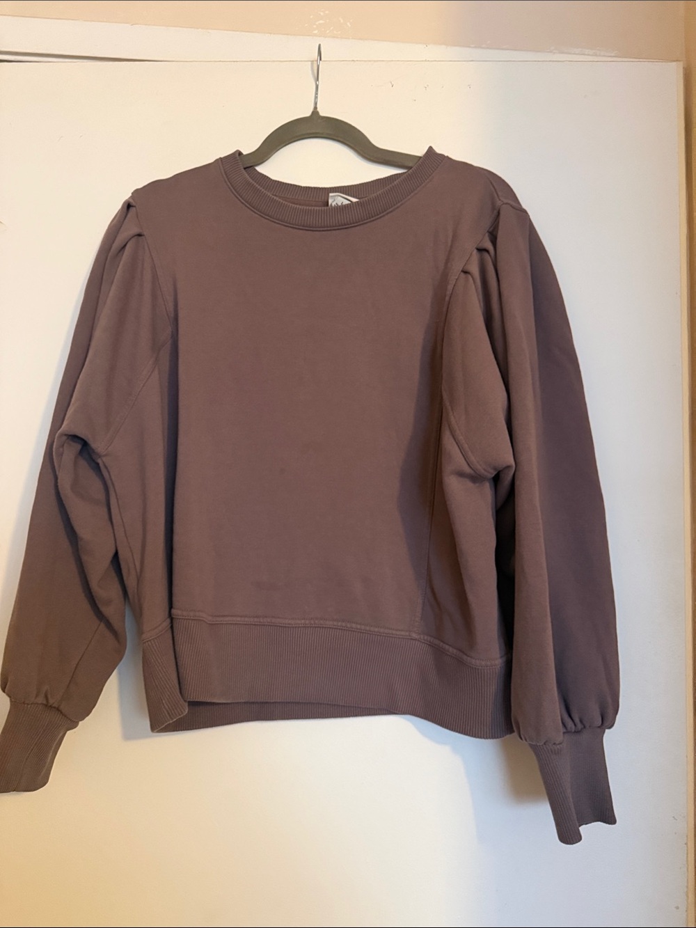 a new day Mauve Puff Sleeve Crewneck Sweatshirt